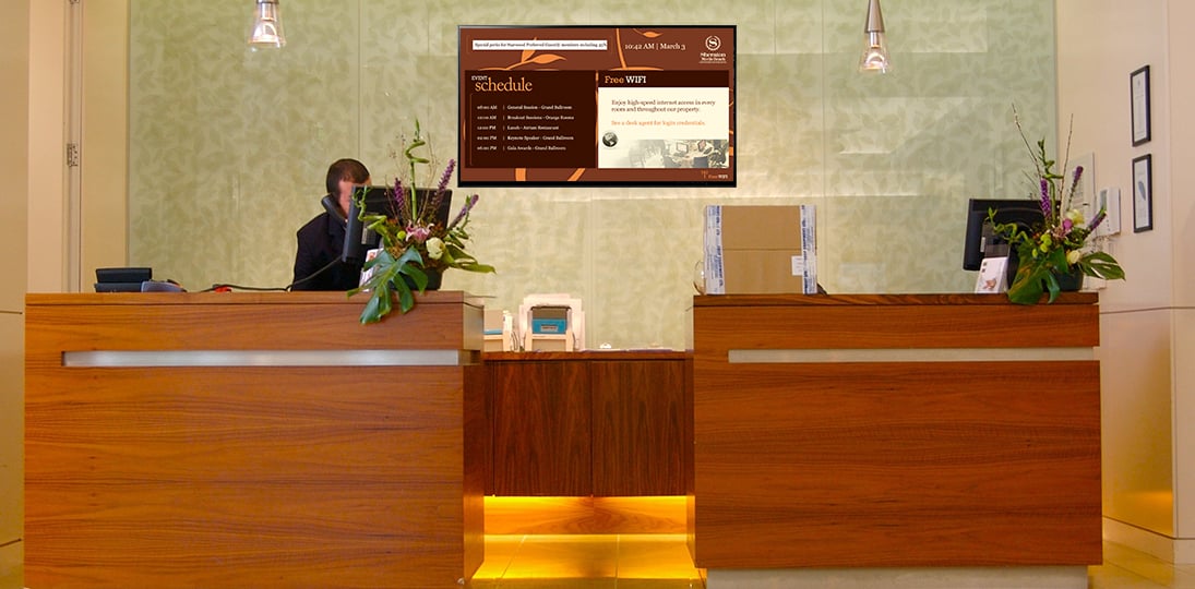 Get 10 tips on how to use digital hotel signs to improve the guest experience
