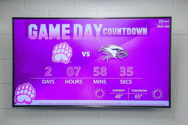 Hall County School District uses Visix digital signage software for district-wide communications