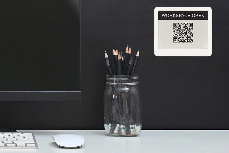 EPS epaper desk sign with QR code to reserve the desk